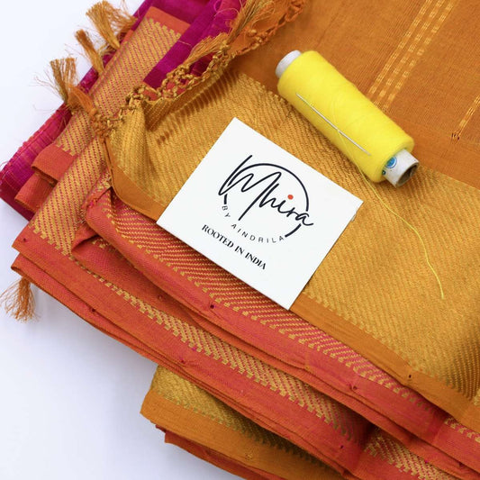 Bi-Fold Saree Tags with Pre-Scored Fold